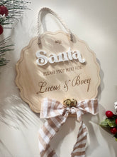 Load image into Gallery viewer, Santa stop here hanger // Personalised
