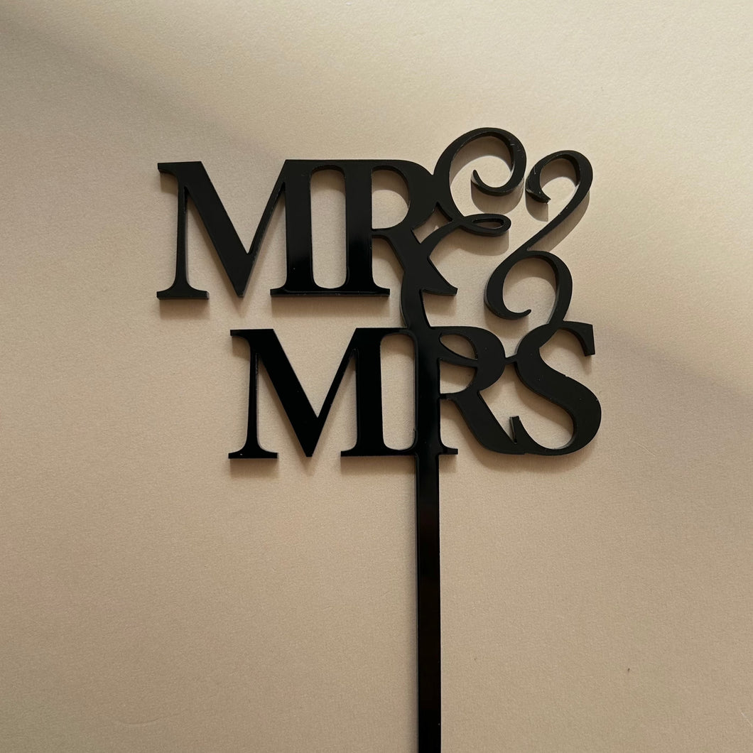 Single Layer Acrylic cake Topper // Name Title wedding topper //