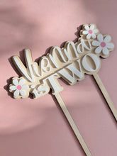 Load image into Gallery viewer, Flower Cake Topper // Personalisable // Daisy
